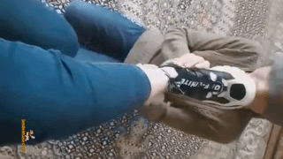 ارباب و برده و فوت فتیش دختر 18 ساله ی ایرانی